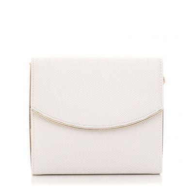 White pu textured box bag